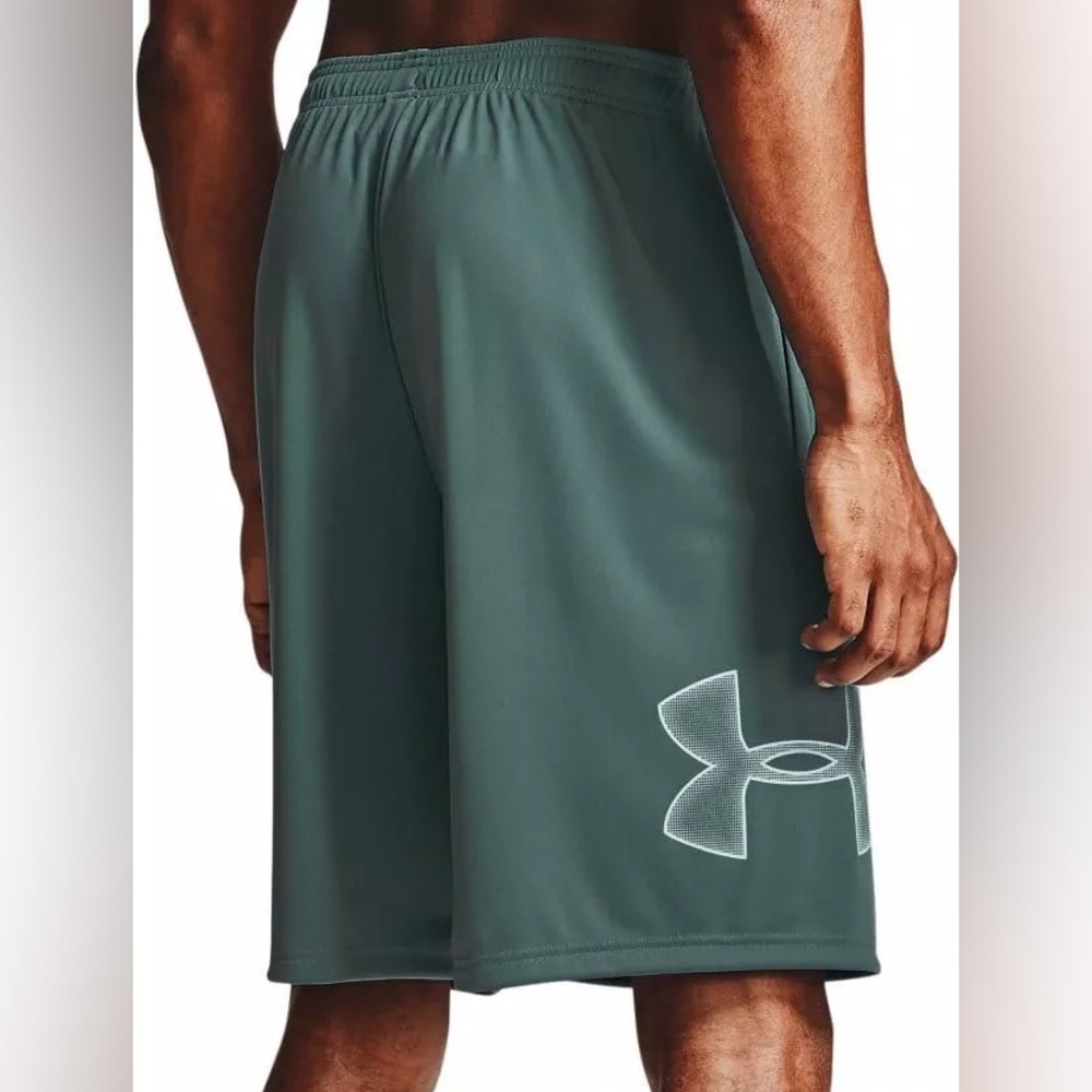 Under Armour | Men’s Sz M | Green Athletic Performance Shorts ✨